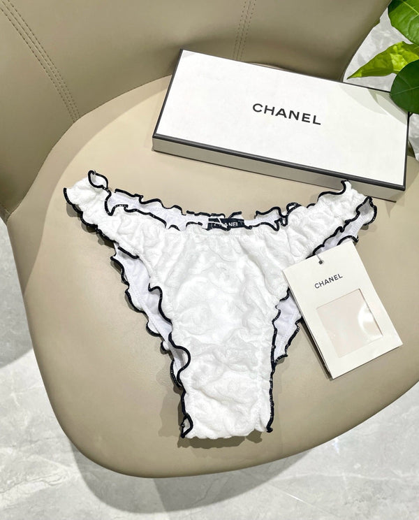 CC Two-piece Bikini Swimsuit White Cotton 326152