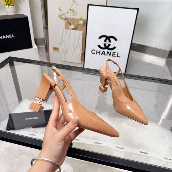 CC Pointed Toe Slingback Pumps 9cm Begie Patent Cowhide 872872