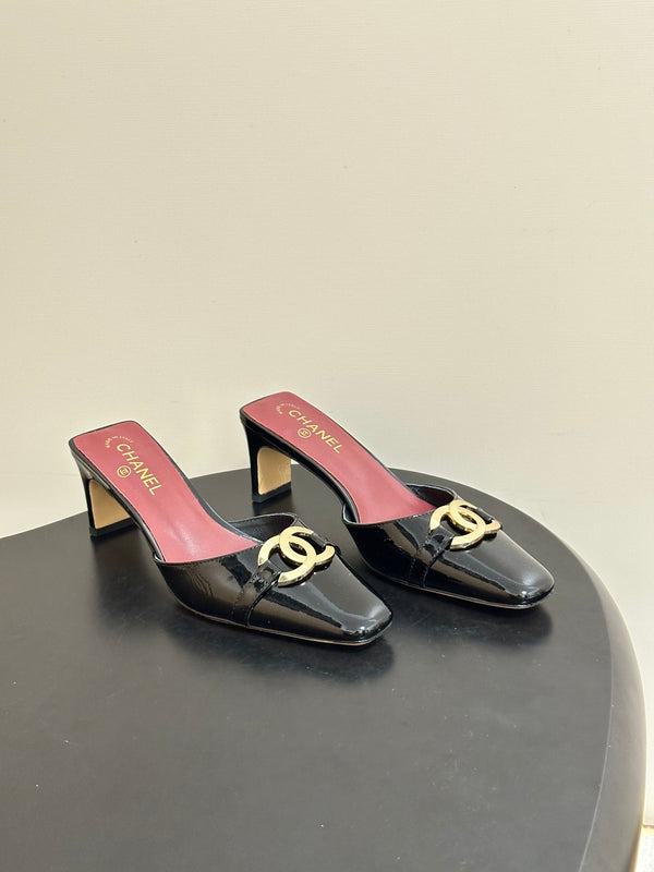 CC 26A Square Toe Mules 6cm Black Patent Leather 888044