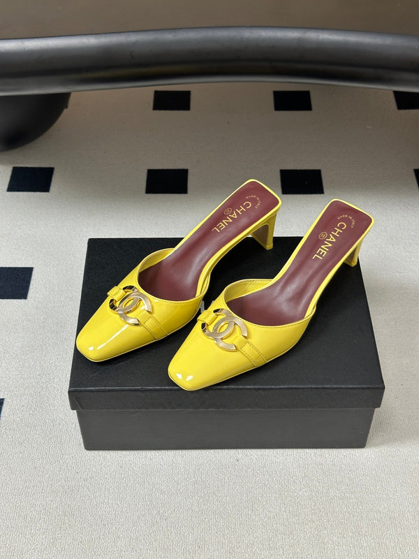 CC 26A Square Toe Mules 6cm Yellow Patent Leather 888041