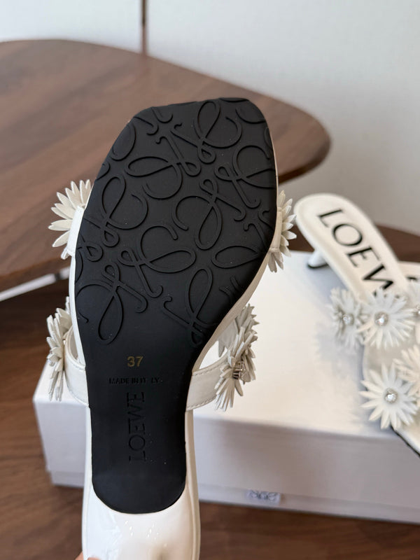 Loew Paula's Ibiza Petal Flower Sandals White Leather 889897