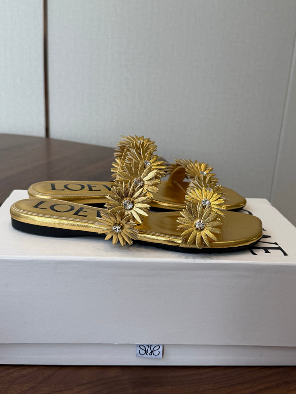 Loew Paula's Ibiza Petal Flower Flat Sandals Gold Leather 889893