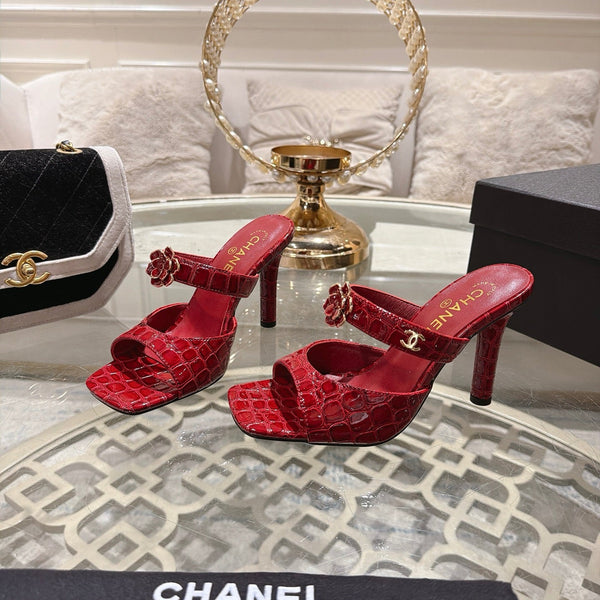 CC 26A Camellia Double C Square Toe Mules 10cm Red Stone-Grain Cowhide 890675