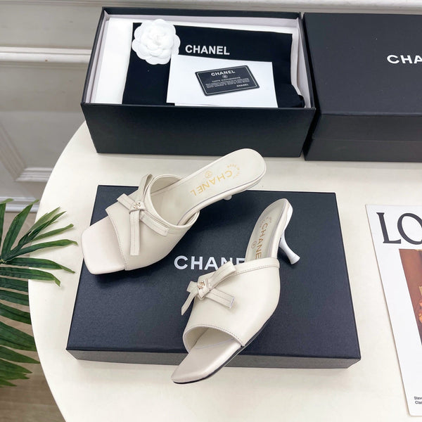 CC Bow Mules 5cm Cream Lambskin Leather 891755