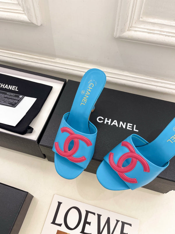 CC Double C Mules 9.5cm Blue Pink Leather 891680