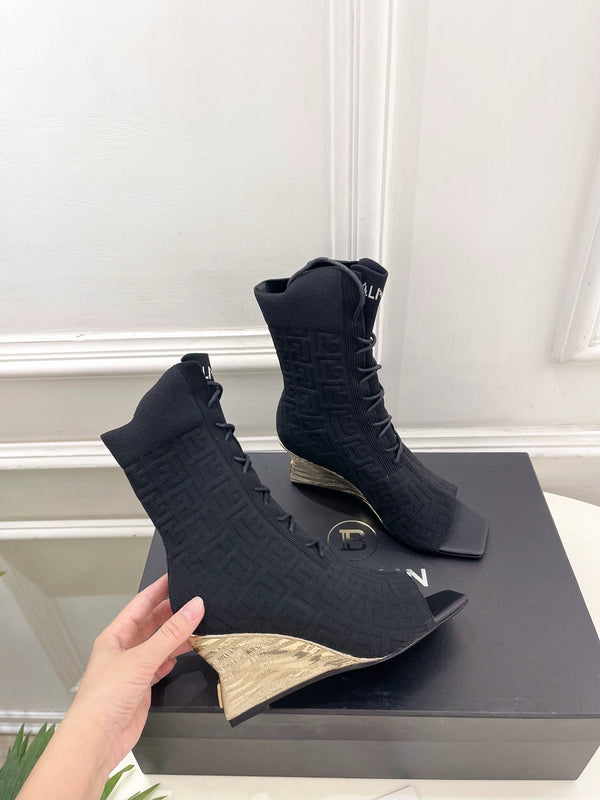 BM Moneta Monogram Knit Boots Black Custom Knit Fabric 892302
