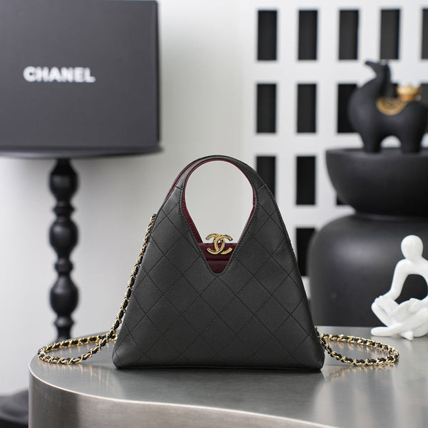 CC 26A Shopping Bag 23cm Black Lambskin