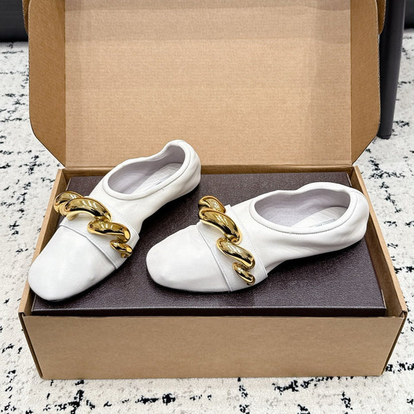 Alai Chain GHW Ballet Flats White Cowhide Leather 880772