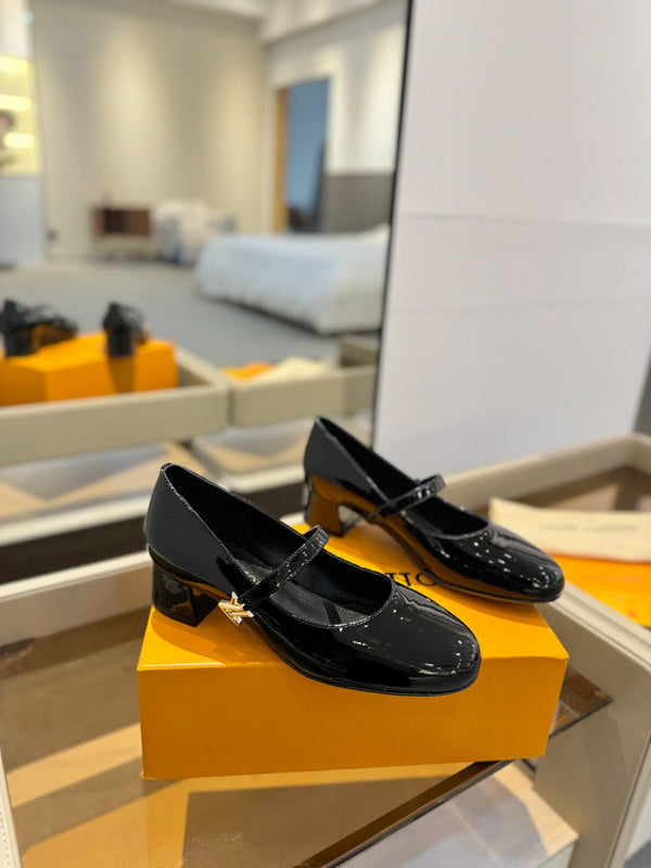 LV Romy Mary Jane Pumps Black Patent Leather 893581