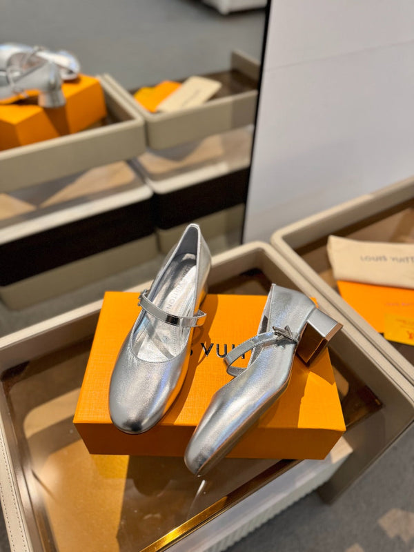 LV Romy Mary Jane Pumps Silver Metallic Leather 893579