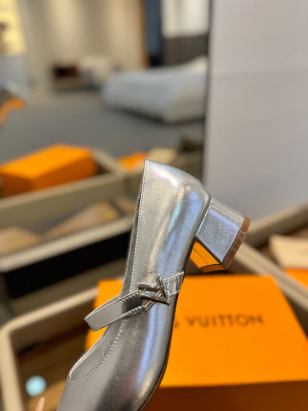 LV Romy Mary Jane Pumps Silver Metallic Leather 893579