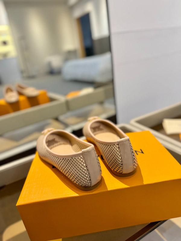 LV Shake Perforated Ballet Flats Beige Calfskin 893576