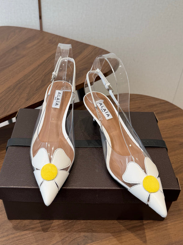 Alaia Round Flower Slingback Pumps 55mm Cowhide Clear PVC 889943