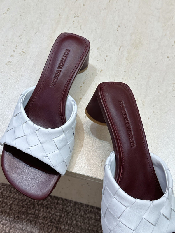 BV 26s Blink Intrecciato Mules 4.5cm White Brown Leather 896572