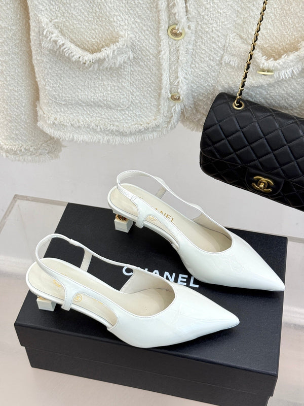 CC 26A Pointed Toe Slingback Pumps White Patent Cowhide 904668