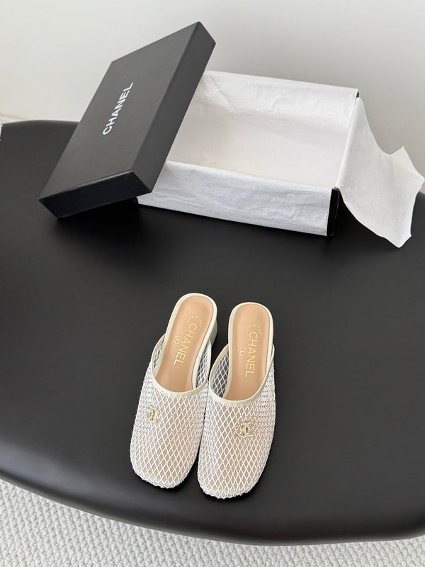 CC Coco Beach 26 CC Logo Mesh Mules White Mesh 915143