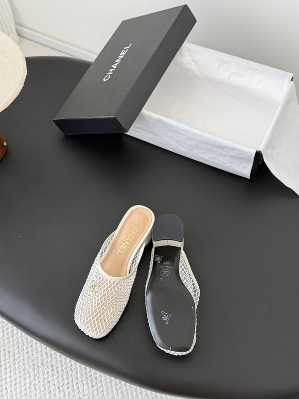 CC Coco Beach 26 CC Logo Mesh Mules White Mesh 915143
