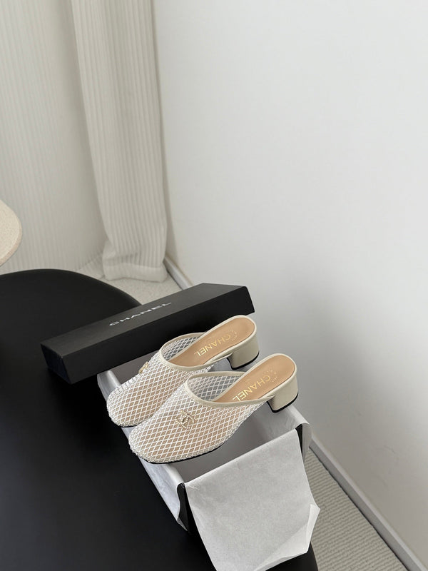 CC Coco Beach 26 CC Logo Mesh Mules White Mesh 915143