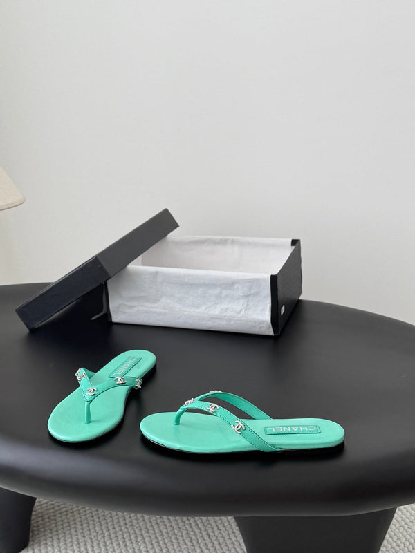 CC Crystal Logo Thong Sandals Mint Green Leather 915117
