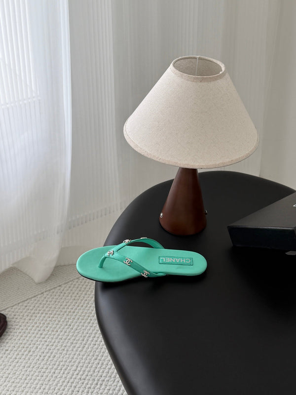 CC Crystal Logo Thong Sandals Mint Green Leather 915117