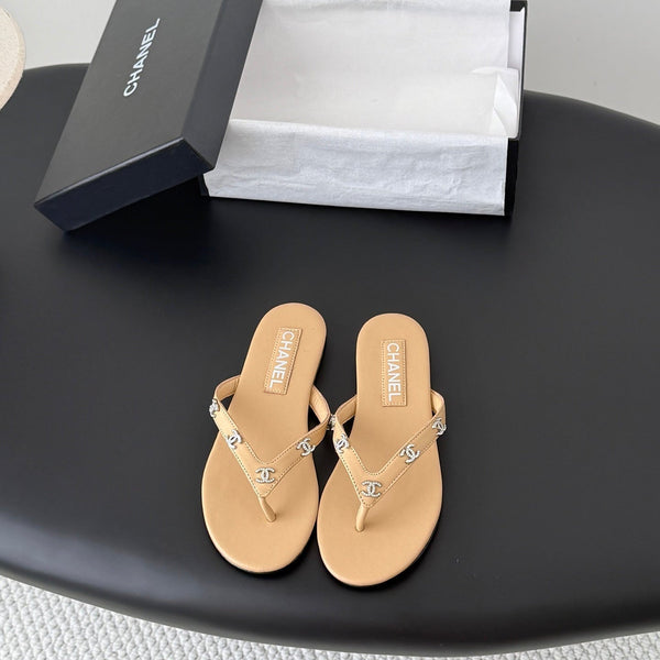 CC Crystal Logo Thong Sandals Beige Leather 915116