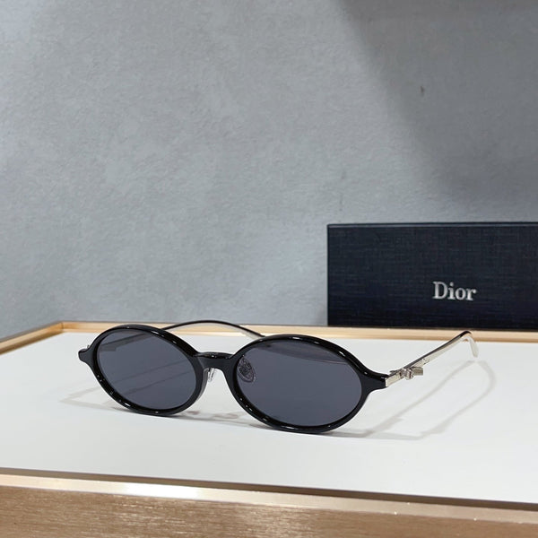 CD Sunglasses 102
