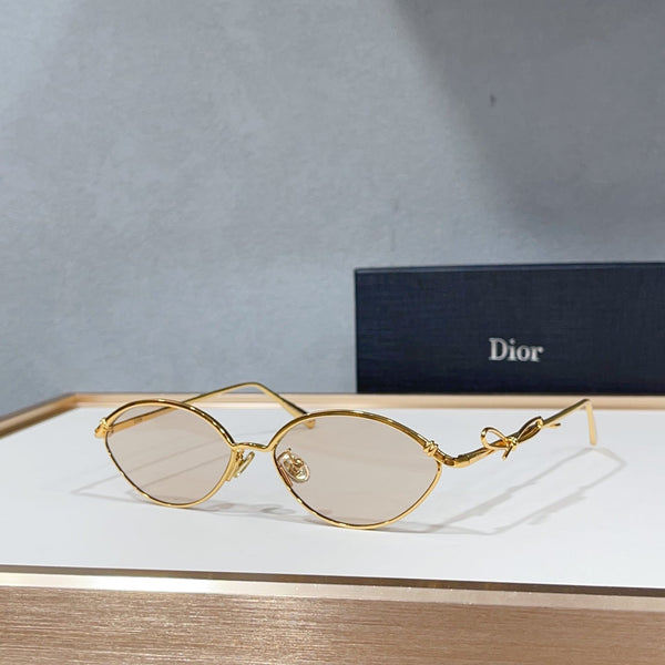 CD Sunglasses 105