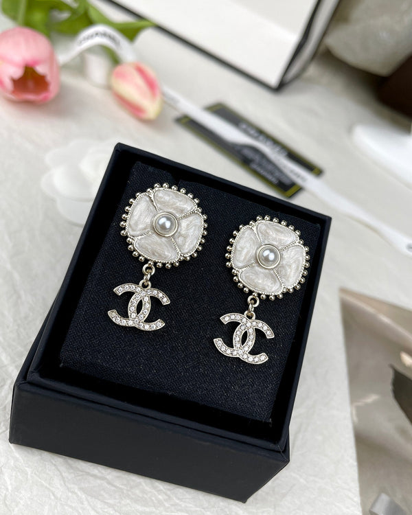 CC Earrings 284874