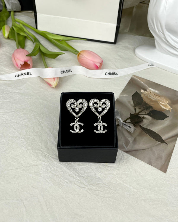 CC Earrings 284873