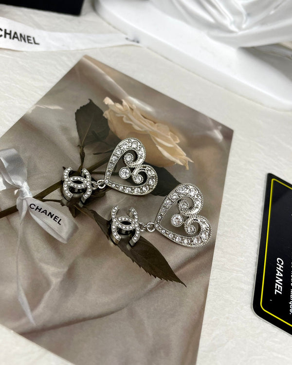 CC Earrings 284873