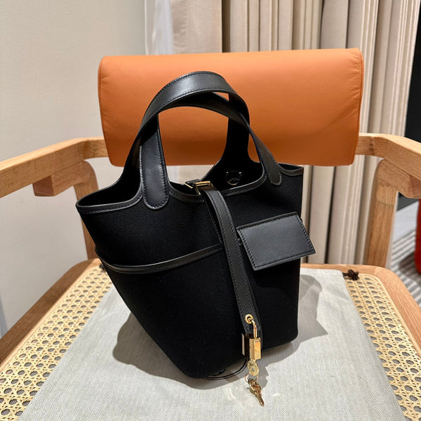 HM Picotin Lock 18CM Pocket Handbag Black Swift Canvas