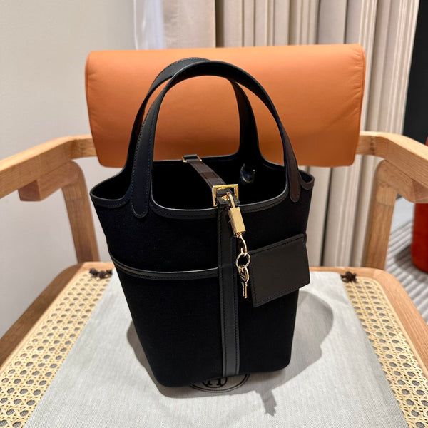 HM Picotin Lock 18CM Pocket Handbag Black Swift Canvas