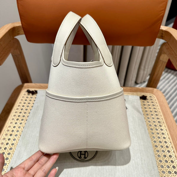 HM Picotin Lock 18CM Pocket Handbag Ivory Swift Canvas