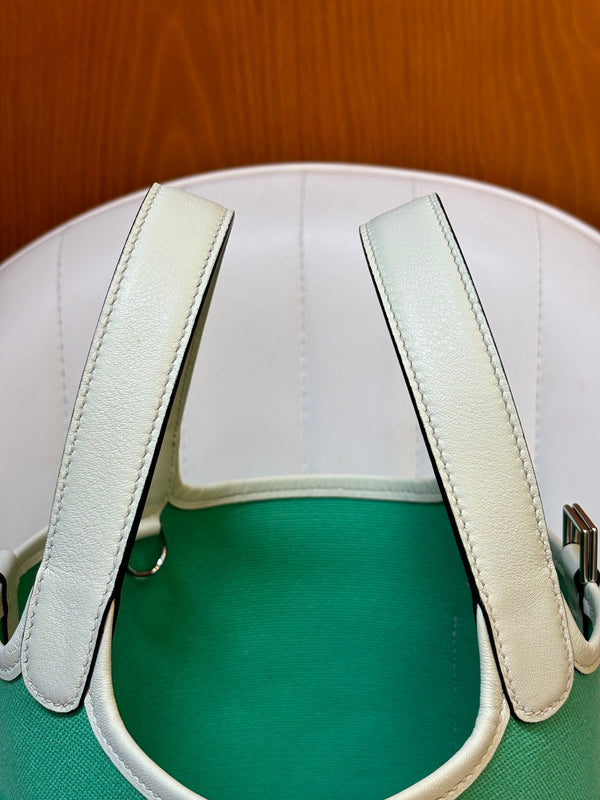 HM Picotin Lock 18CM Pocket Handbag Mint Green Ivory Swift Canvas