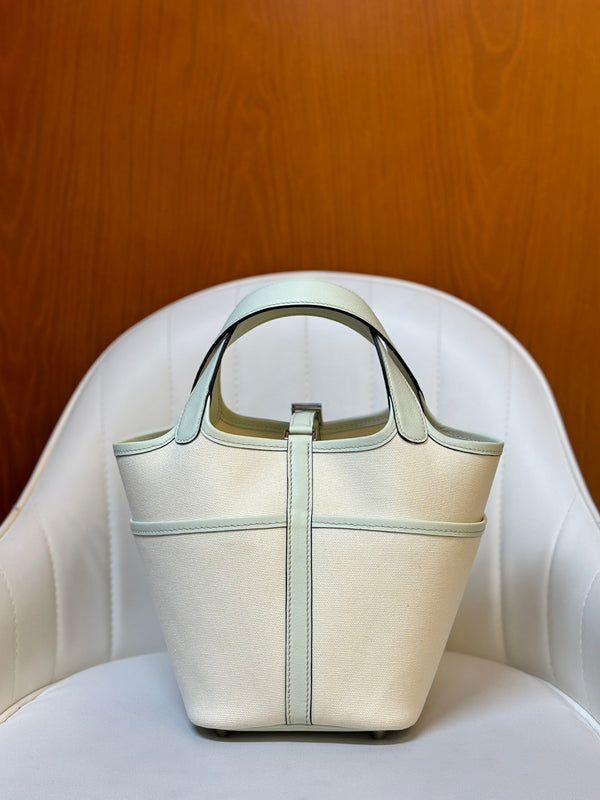 HM Picotin Lock 18CM Pocket Handbag Ivory Mint Green Swift Canvas