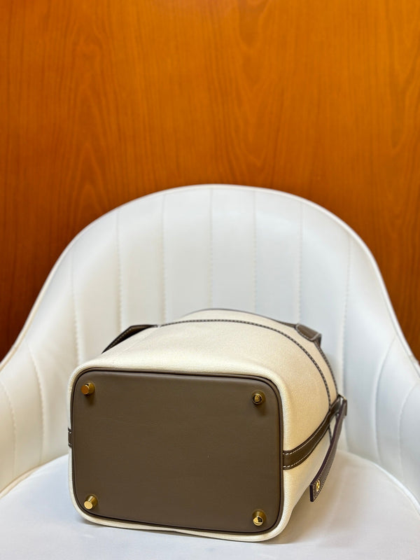 HM Picotin Lock 18CM Pocket Handbag Ivory Etoupe Swift Canvas