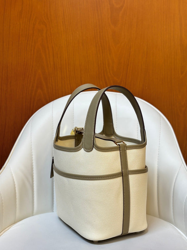 HM Picotin Lock 18CM Pocket Handbag Ivory Kakhi Swift Canvas