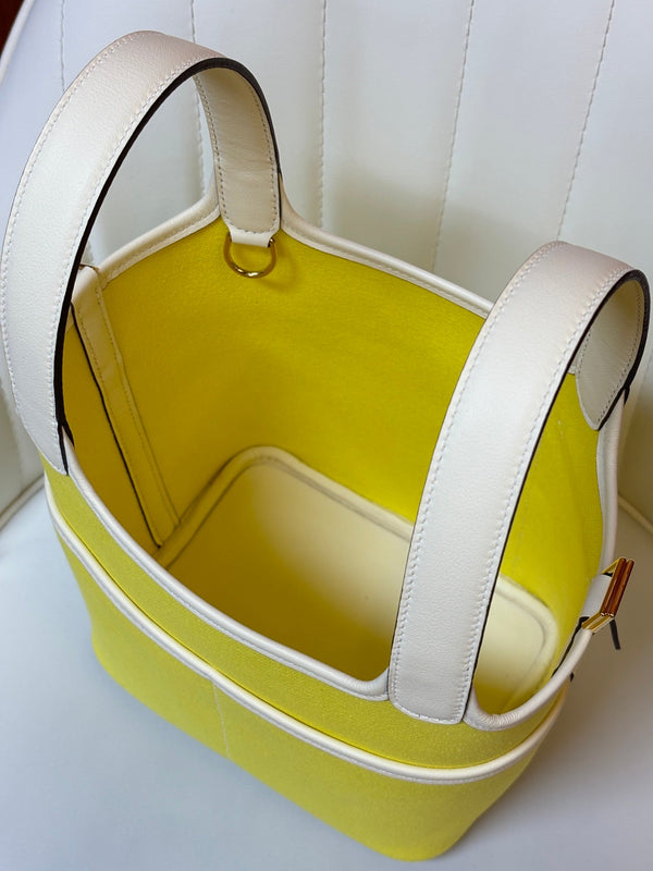 HM Picotin Lock 18CM Pocket Handbag Ivory Yellow Swift Canvas