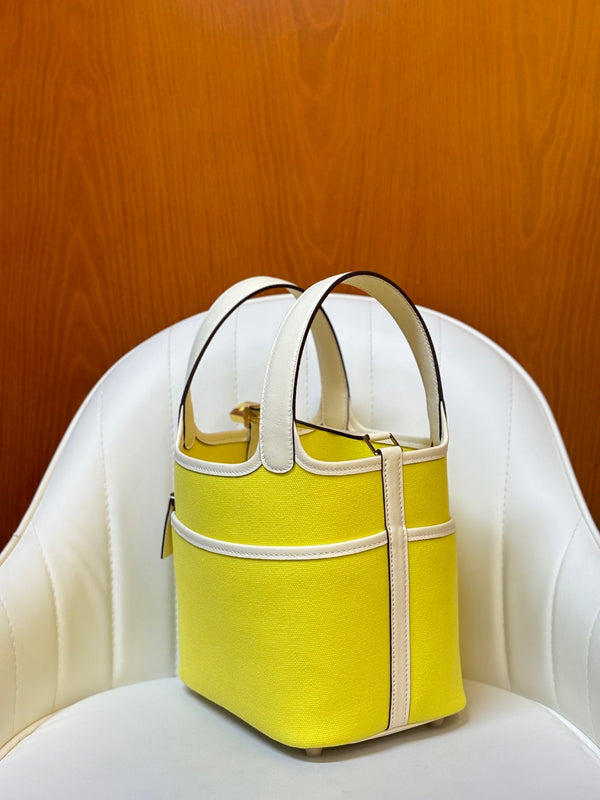 HM Picotin Lock 18CM Pocket Handbag Ivory Yellow Swift Canvas