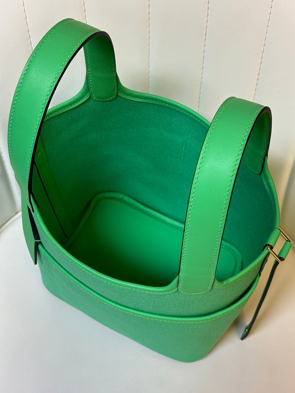 HM Picotin Lock 18CM Pocket Handbag Green Swift Canvas