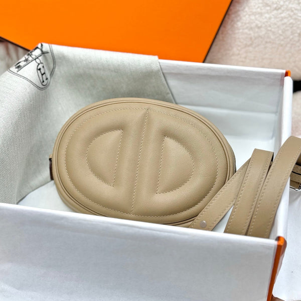 HM In-the-Loop Belt 19CM Bag Beige Swift