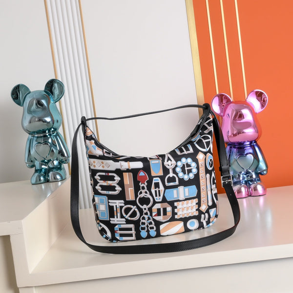 HM Sursoie To Go Pouch 22.5CM Black Swift Canvas