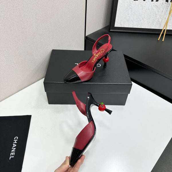 CC Métiers d'Art Apple Slingback Pumps Burgundy Black Leather 944651