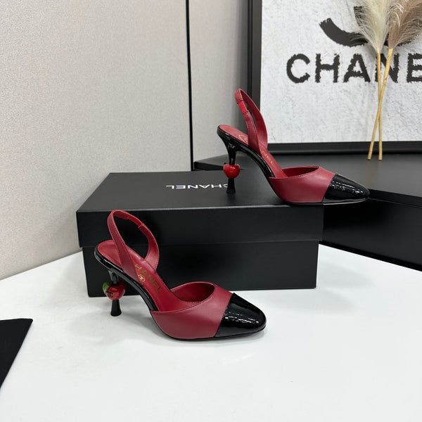 CC Métiers d'Art Apple Slingback Pumps Burgundy Black Leather 944651