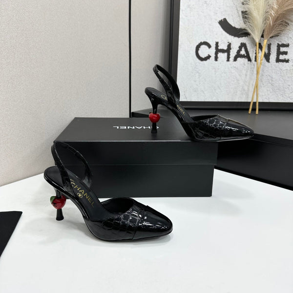 CC Métiers d'Art Apple Heel Slingback Pumps Black Croc-Embossed Patent Leather 944649