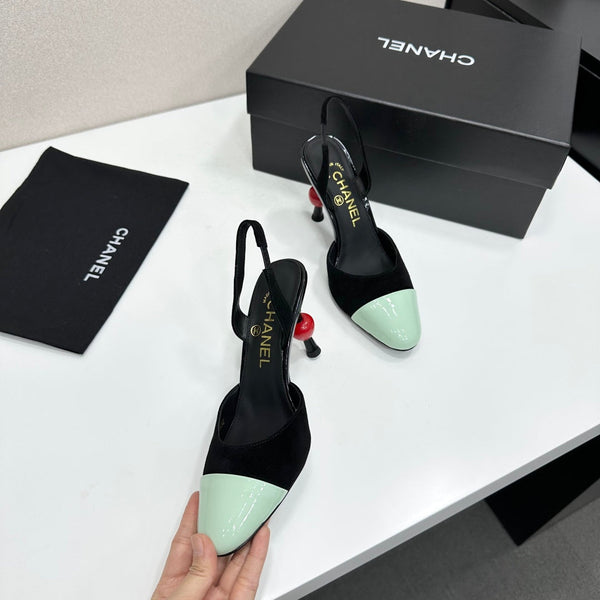 CC Métiers d'Art Apple Heel Slingback Pumps Black Mint Green Suede Leather 944647