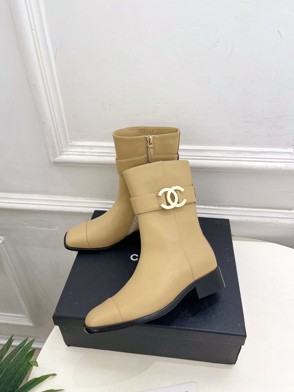 CC Double C Ankle Boots 3.5CM Beige Leather 946901