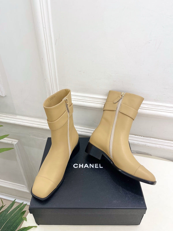 CC Double C Ankle Boots 3.5CM Beige Leather 946901