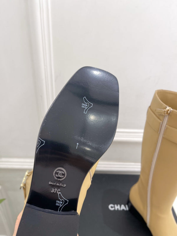 CC Double C Knee-High Boots 3.5CM Beige Leather 946894