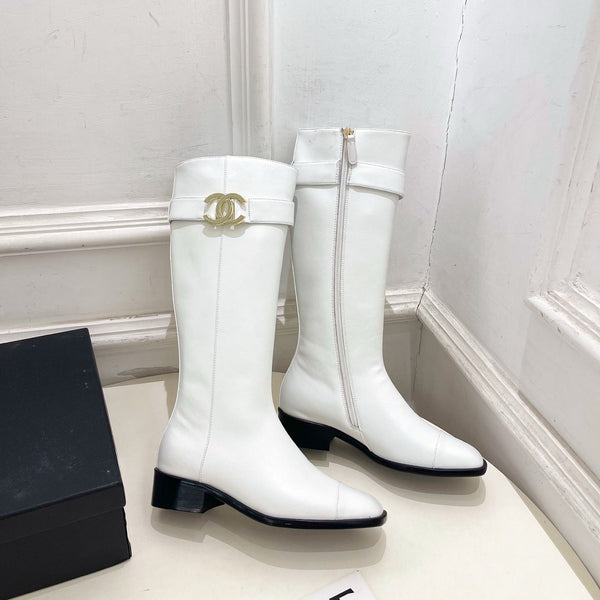 CC Double C Knee-High Boots 3.5CM White Leather 946892
